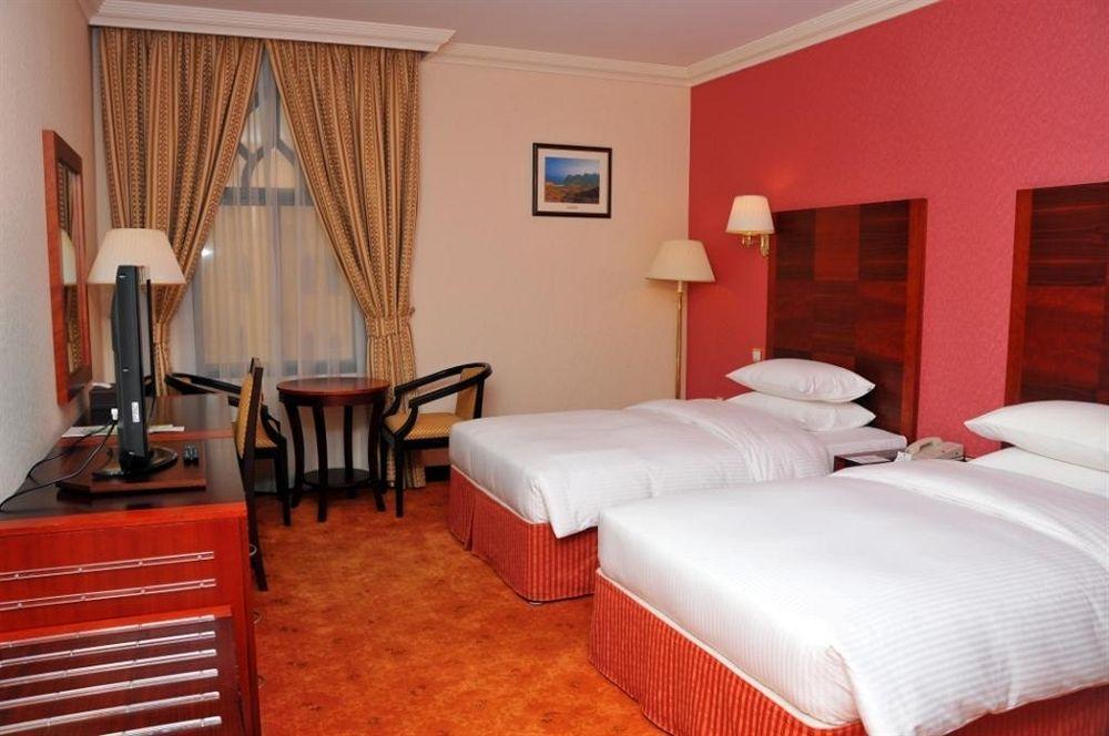 Majan Continental Hotel Muscat Exterior photo