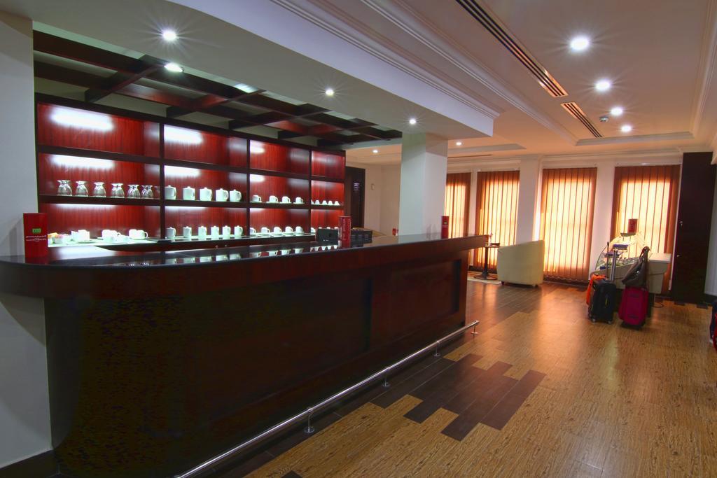 Majan Continental Hotel Muscat Exterior photo