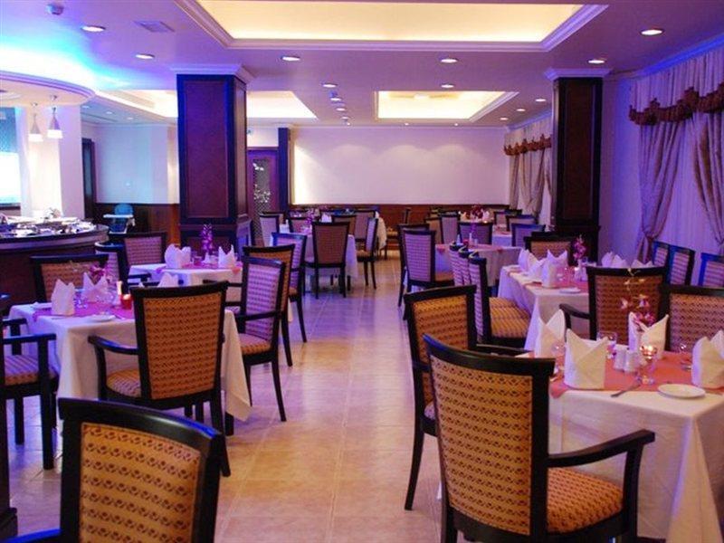 Majan Continental Hotel Muscat Exterior photo