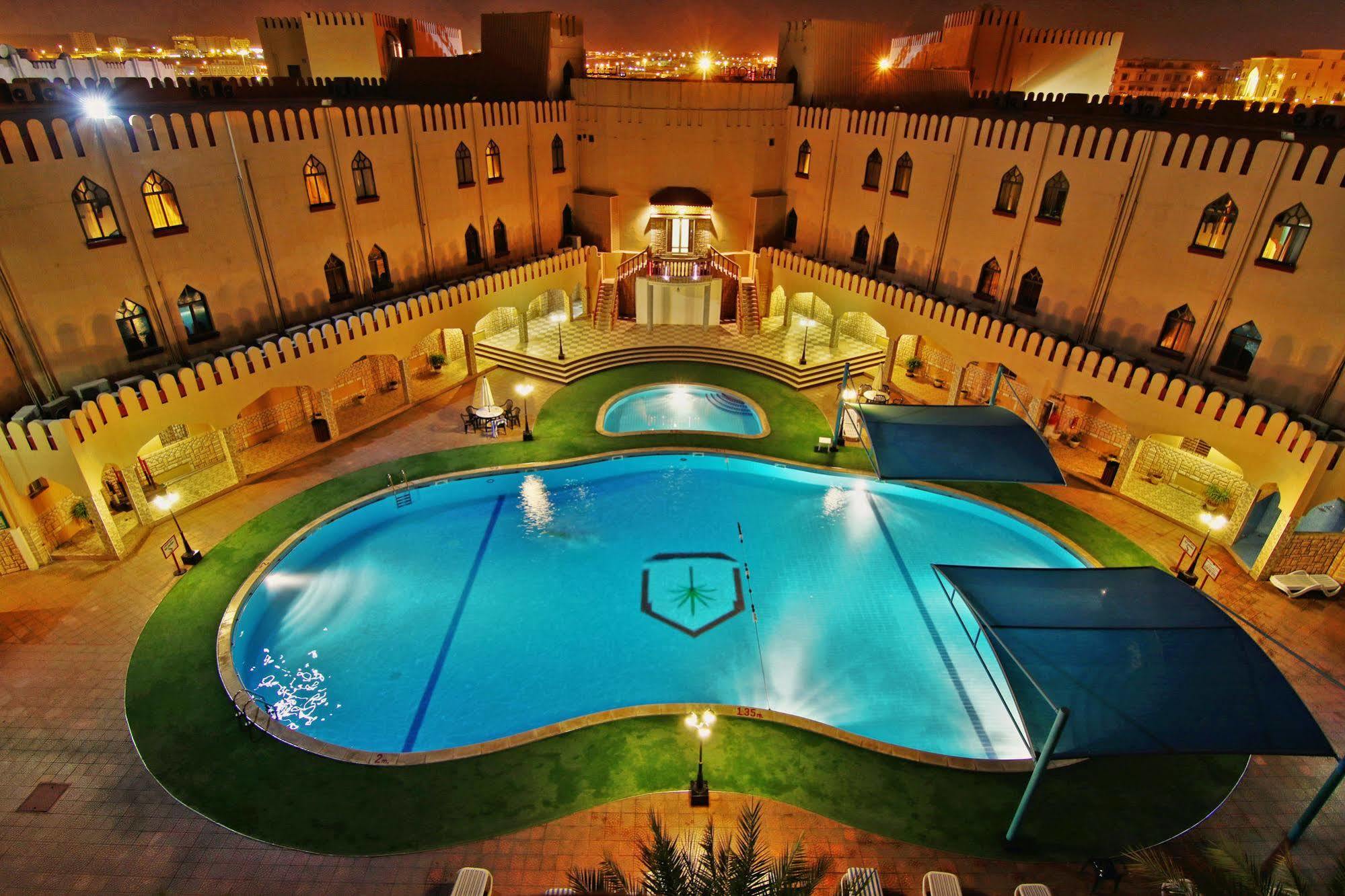 Majan Continental Hotel Muscat Exterior photo